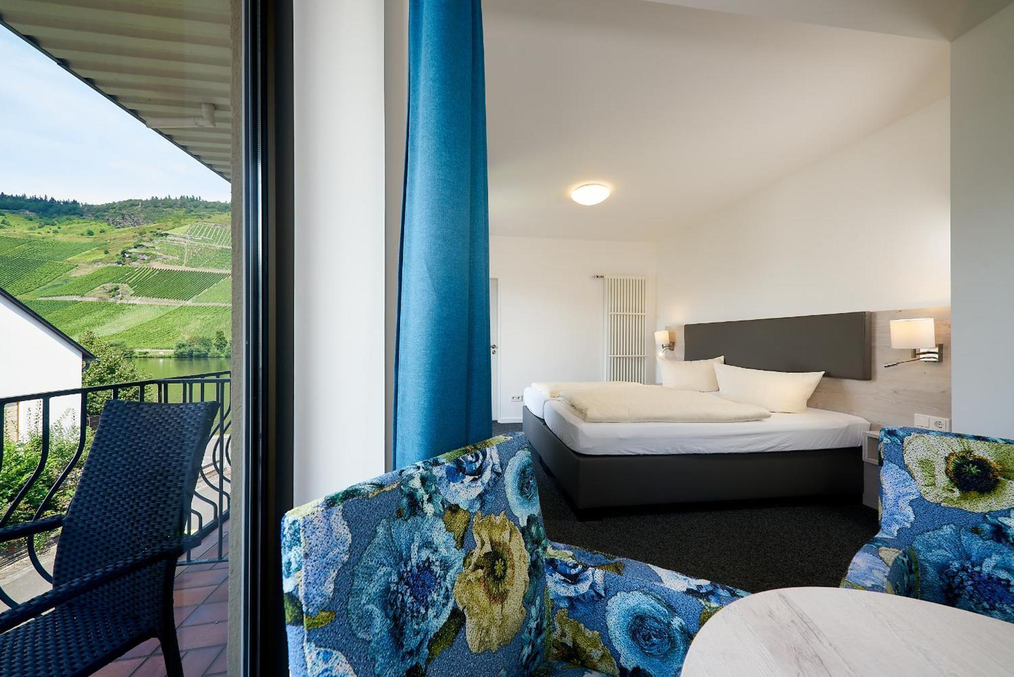 Bed and Breakfast Sonnenuhr Бернкастель-Кюс Экстерьер фото