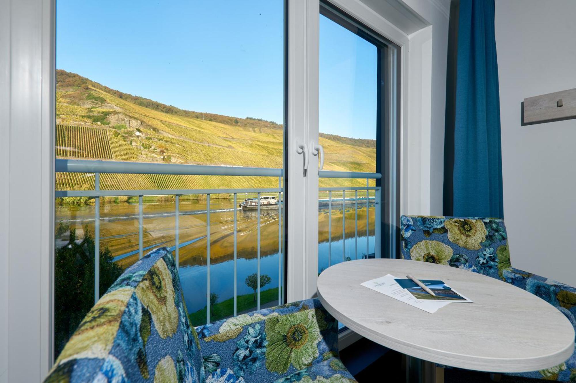 Bed and Breakfast Sonnenuhr Бернкастель-Кюс Экстерьер фото